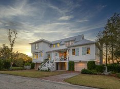 Exquisite Marsh Front Residence